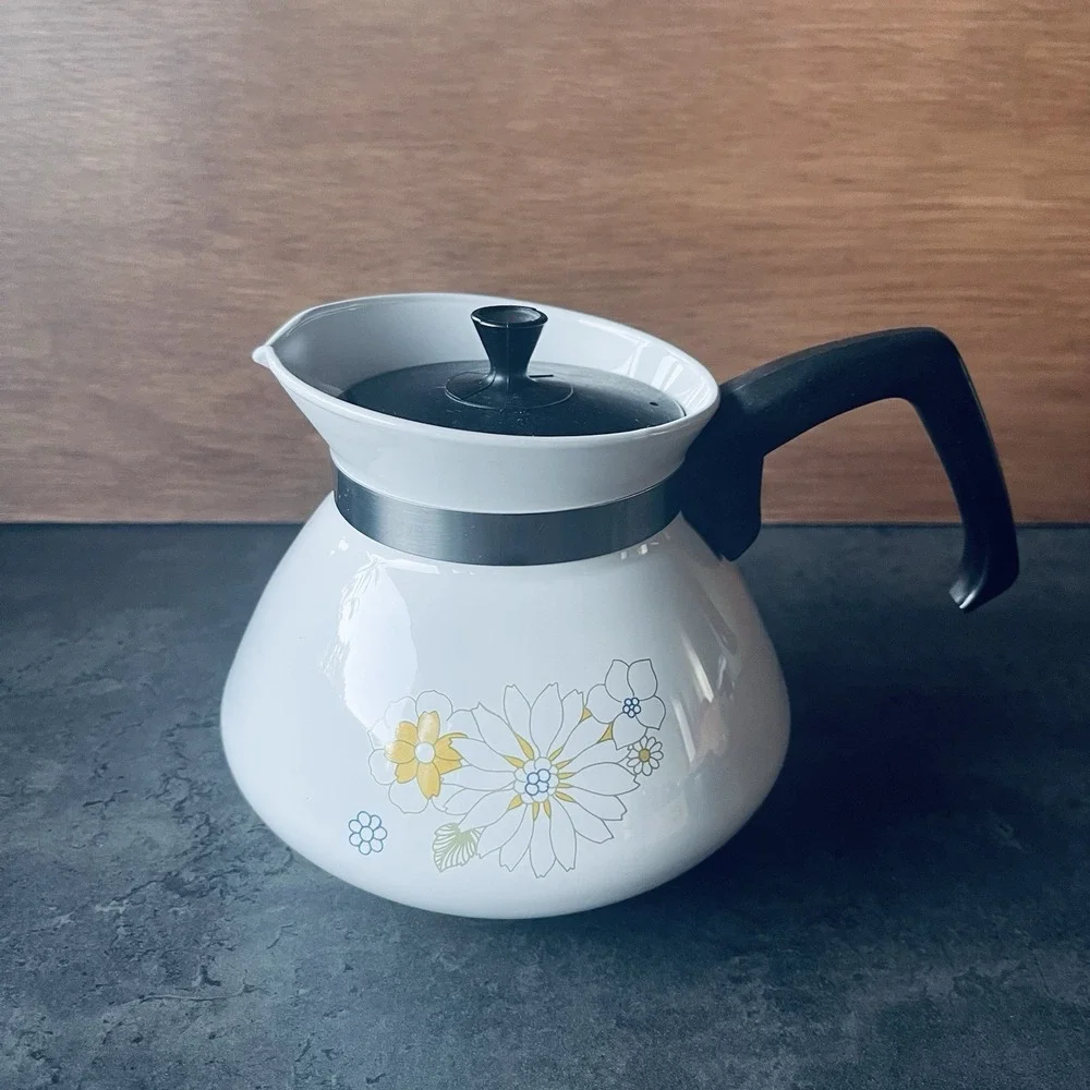 VTG Corning Ware 6 Cup Tea Pot P-104  Floral Bouquet Stovetop Kettle Retro 70s